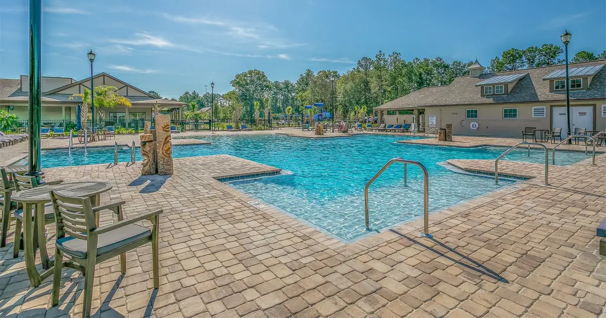 Island Oaks RV Resort