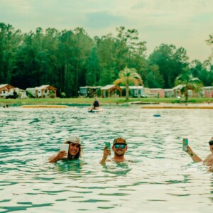 island-oaks-fun-swim-lake