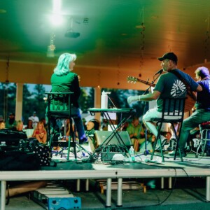 live-music-events-island-oaks