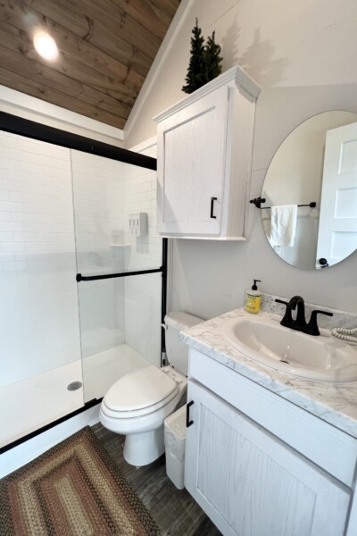 Bear-Den-Bathroom