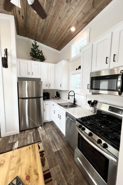 Bear-Den-Kitchen