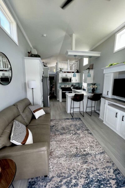 348 interior 1 bed loft