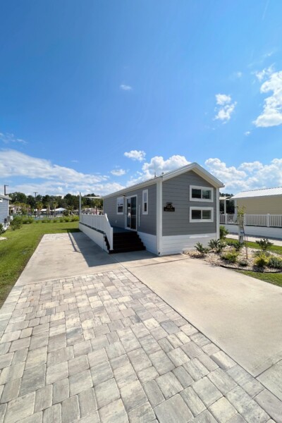 Cabin 23 Lakehouse Exterior