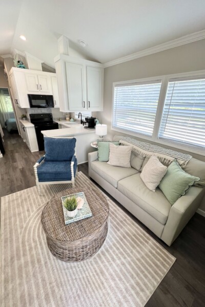 Cabin 367 Living Room