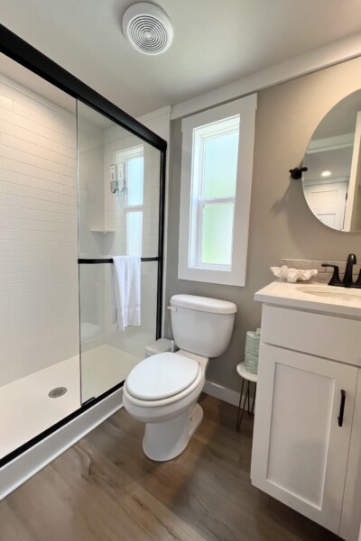 Cabin 371 Bathroom