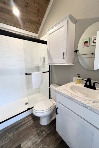 Lilac Suites Bathroom