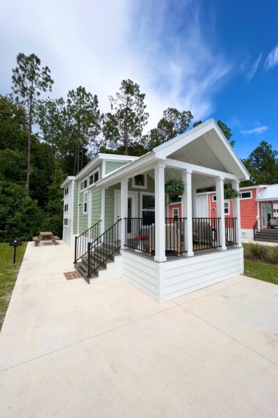 So Mush Room Exterior