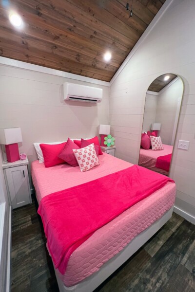 gladys dreamhouse bedroom 1