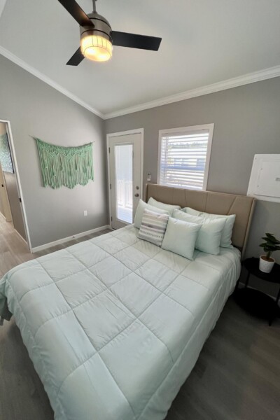 mint to be bedroom