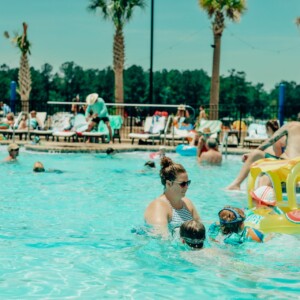 island-oaks-pool-family-vacation