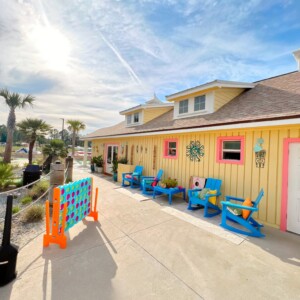 island-oaks-pool-sun-shack