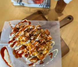 loaded-fries-island-oaks