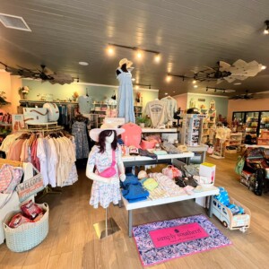 shopping-store-clothes